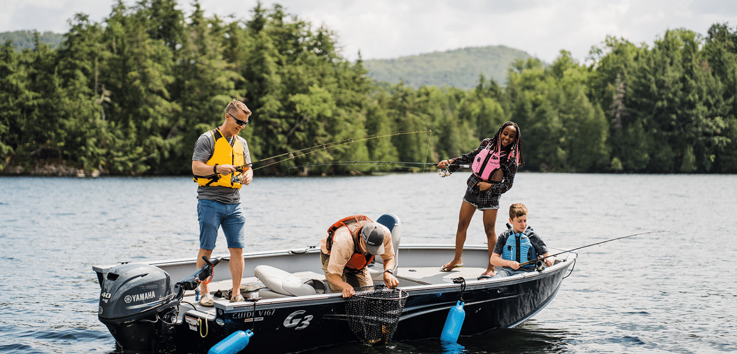 Expérience de pêche sur un lac de la région de Montebello